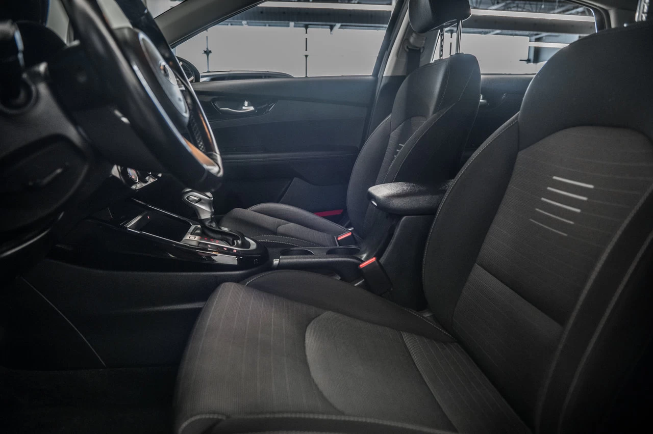 2020 Kia Forte5 Ex Mags+volant/siege Image principale