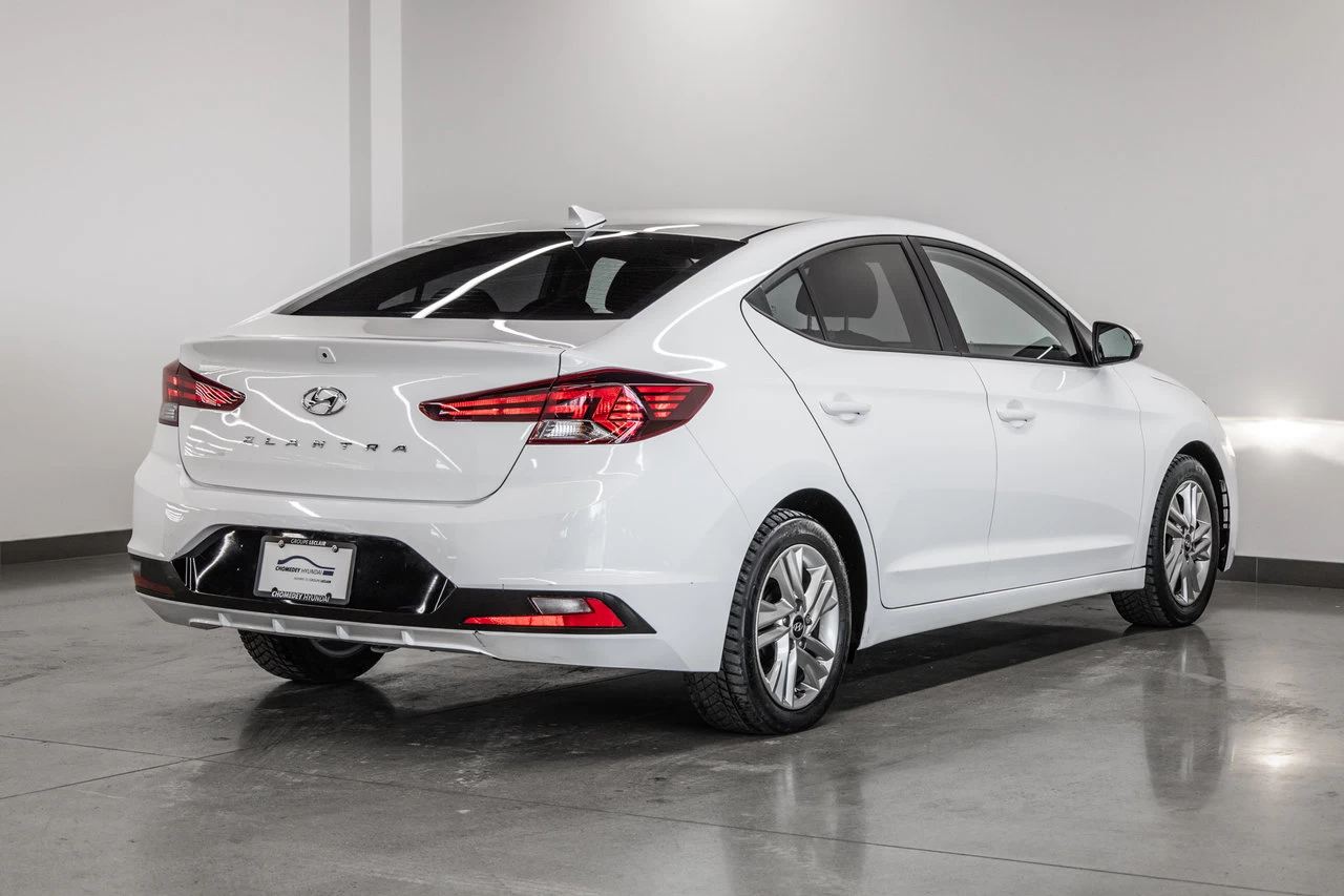 2020 Hyundai Elantra Preferred Main Image