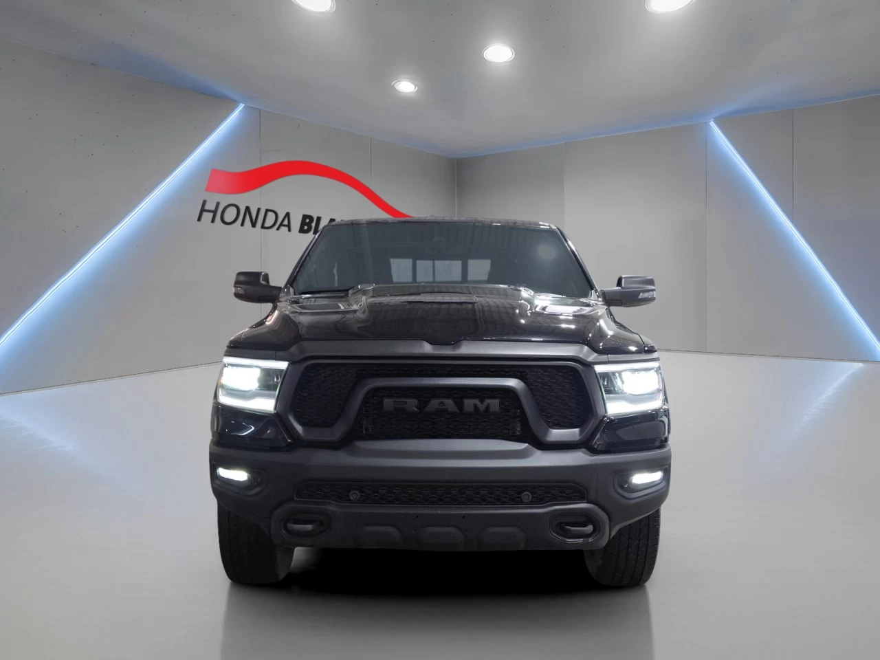2022 RAM 1500 Rebel 4x4 Crew Cab 5'7" Box Image principale