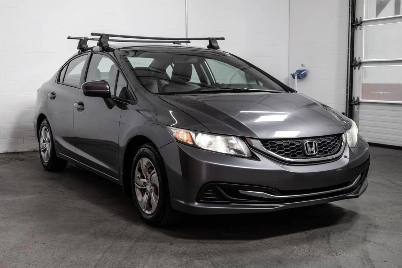 2015 Honda Civic Sedan LX Manuelle Garantie 1 AN Image principale