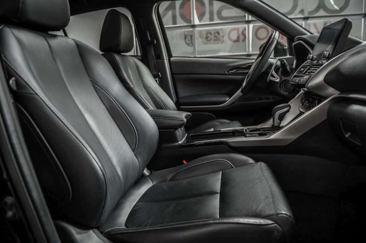 2022 Mitsubishi Eclipse Cross GT AWC+TOIT.PANO+CUIR+VOLANT/SIEGES.CHAUFF Image principale