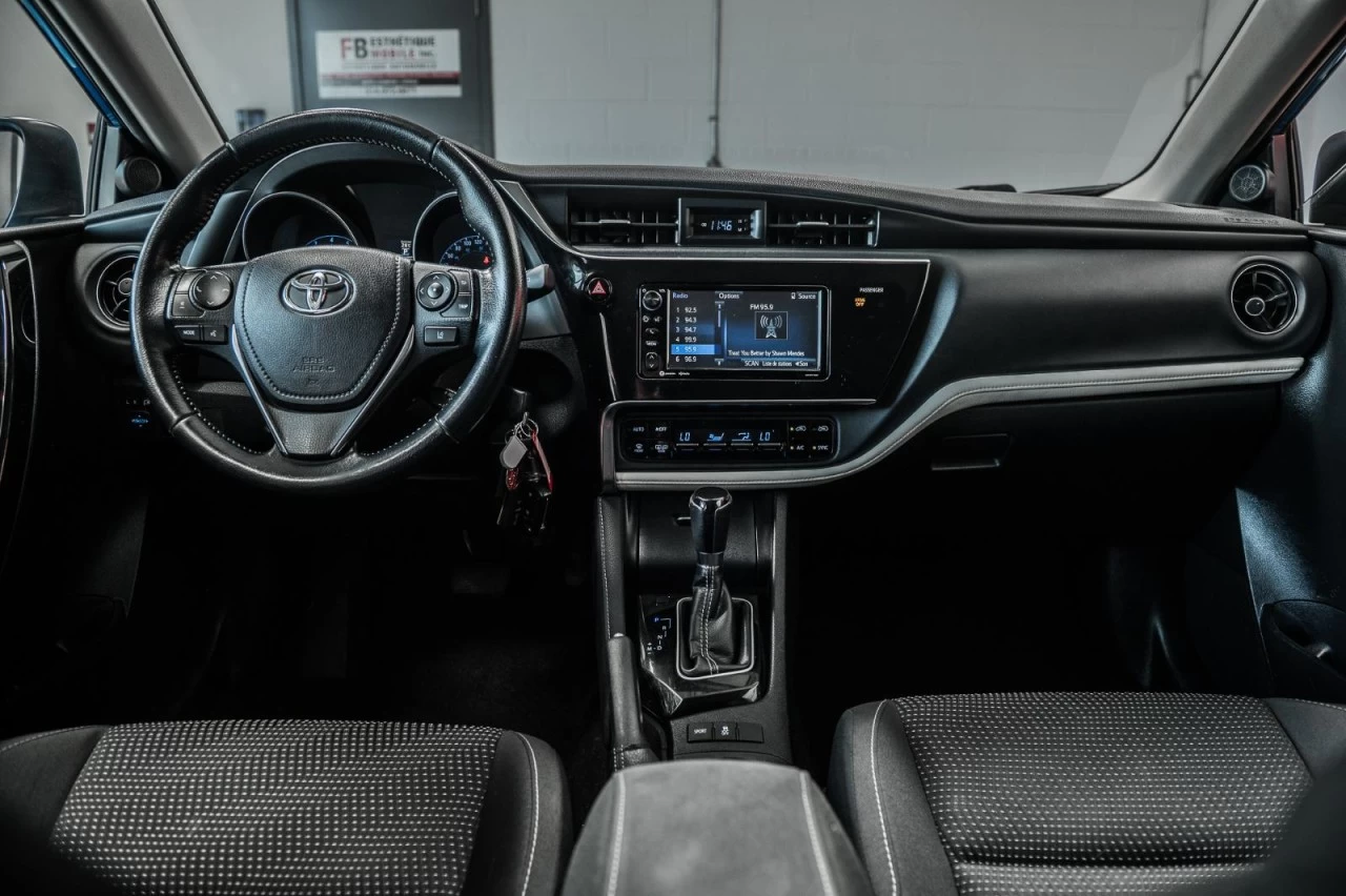 2018 Toyota Corolla iM SIEGES.CHAUFF+CAM.RECUL+BLUETOOTH+REG.VITESSE Main Image