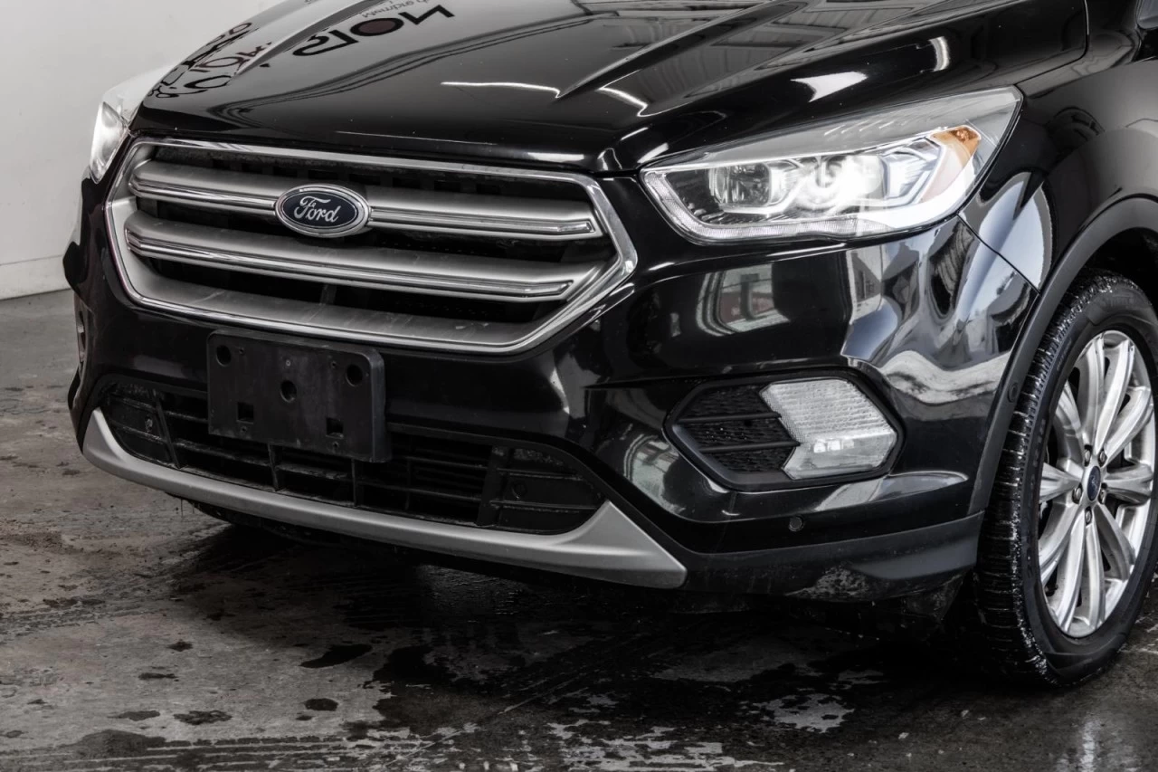2017 Ford Escape Titanium 4WD+NAVI+TOIT.PANO+CUIR+SIEGES.CHAUFFANTS Image principale