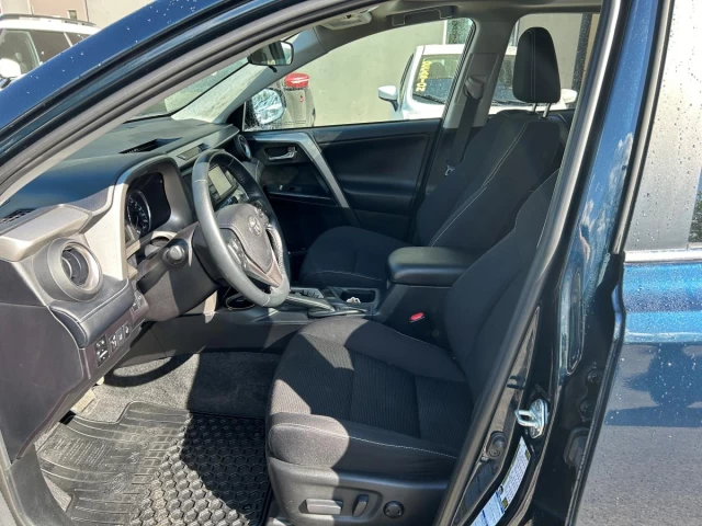 Toyota RAV4 XLE, AWD, TOIT OUVRANT, CAMERA DE RECUL, MAGS+ 2018