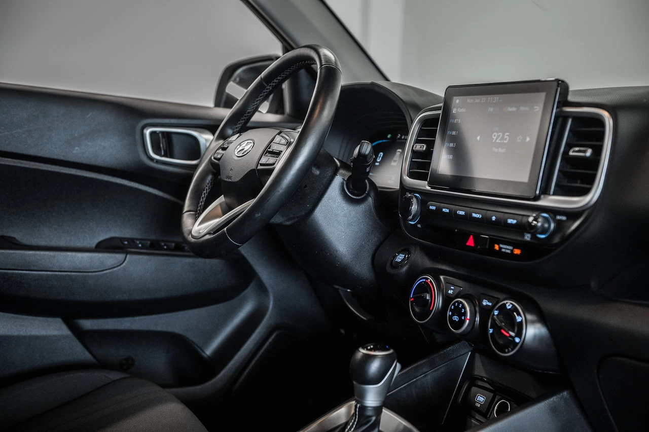 2023 Hyundai Venue Preferred Image principale
