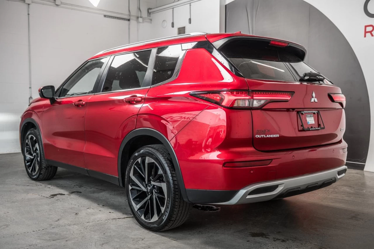 2022 Mitsubishi Outlander LE S-AWC 7.PASS+TOIT.PANO+VOLANT/SIEGES.CHAUFFANTS Image principale