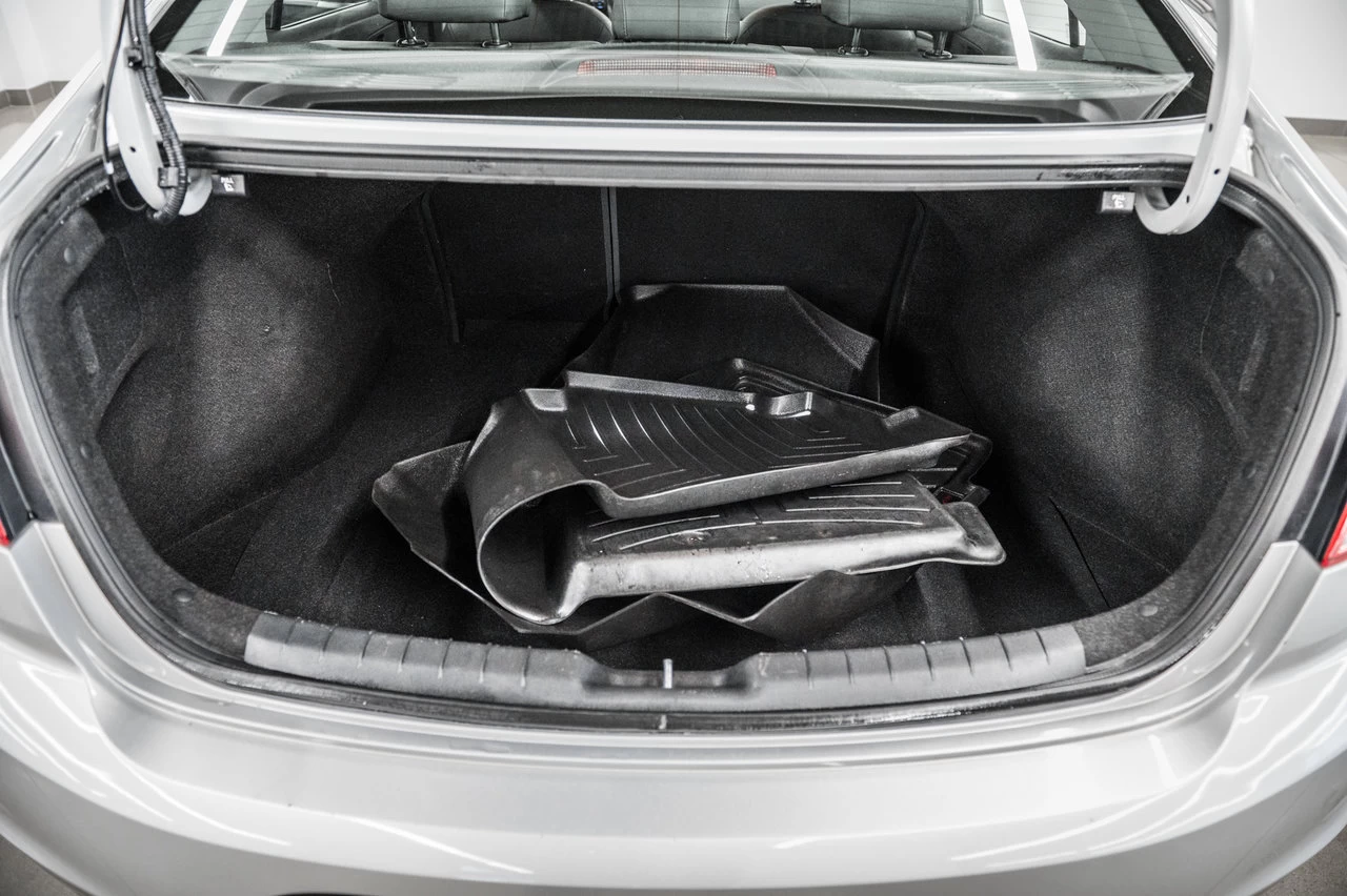2019 Hyundai Elantra Luxury Image principale