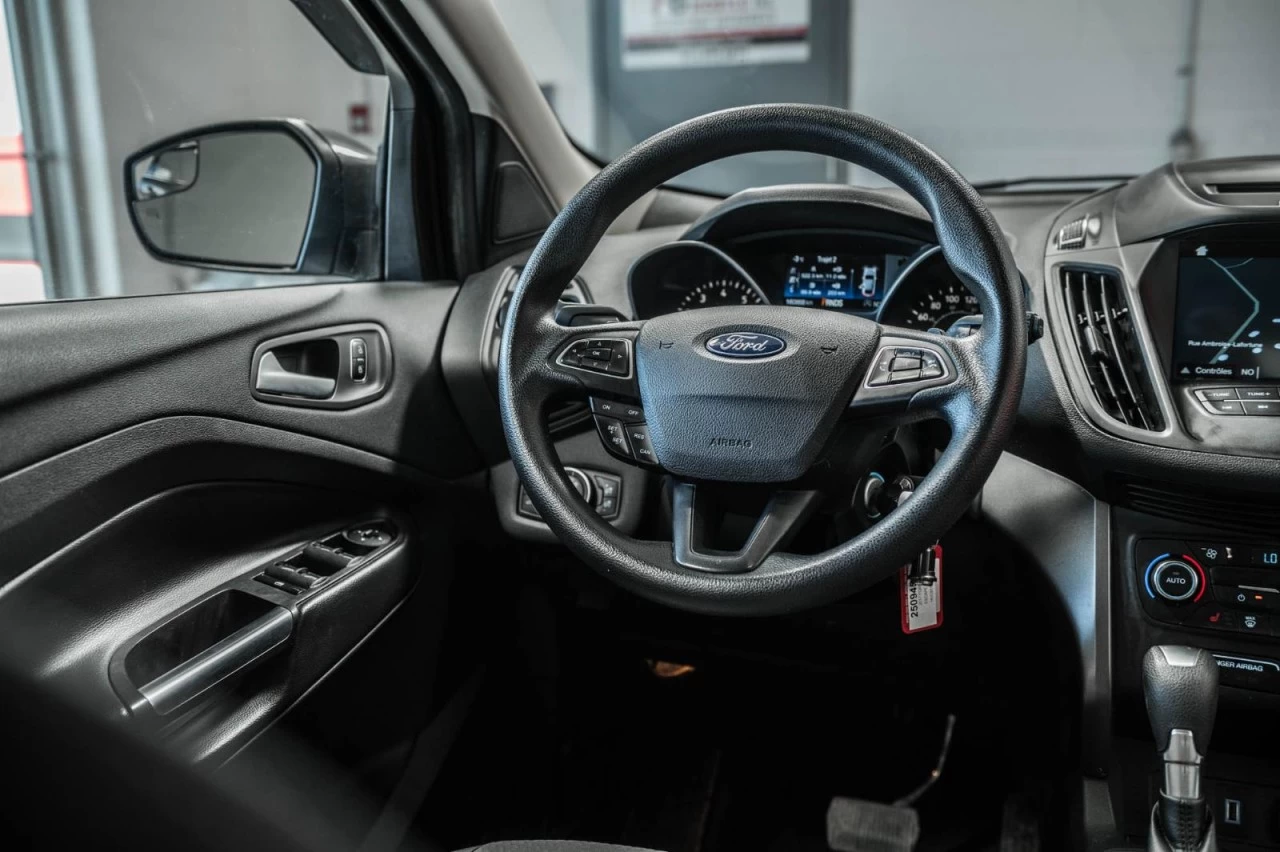 2017 Ford Escape SE 4WD+SIEGES.CHAUFF+MAGS+BLUETOOTH+CAM.RECUL Image principale