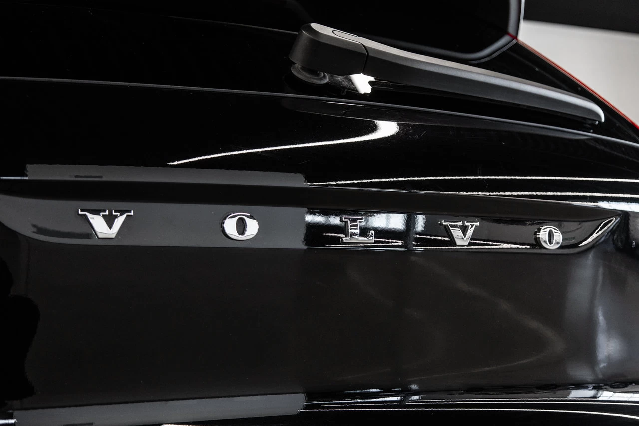 2023 Volvo XC40 Core Awd Image principale