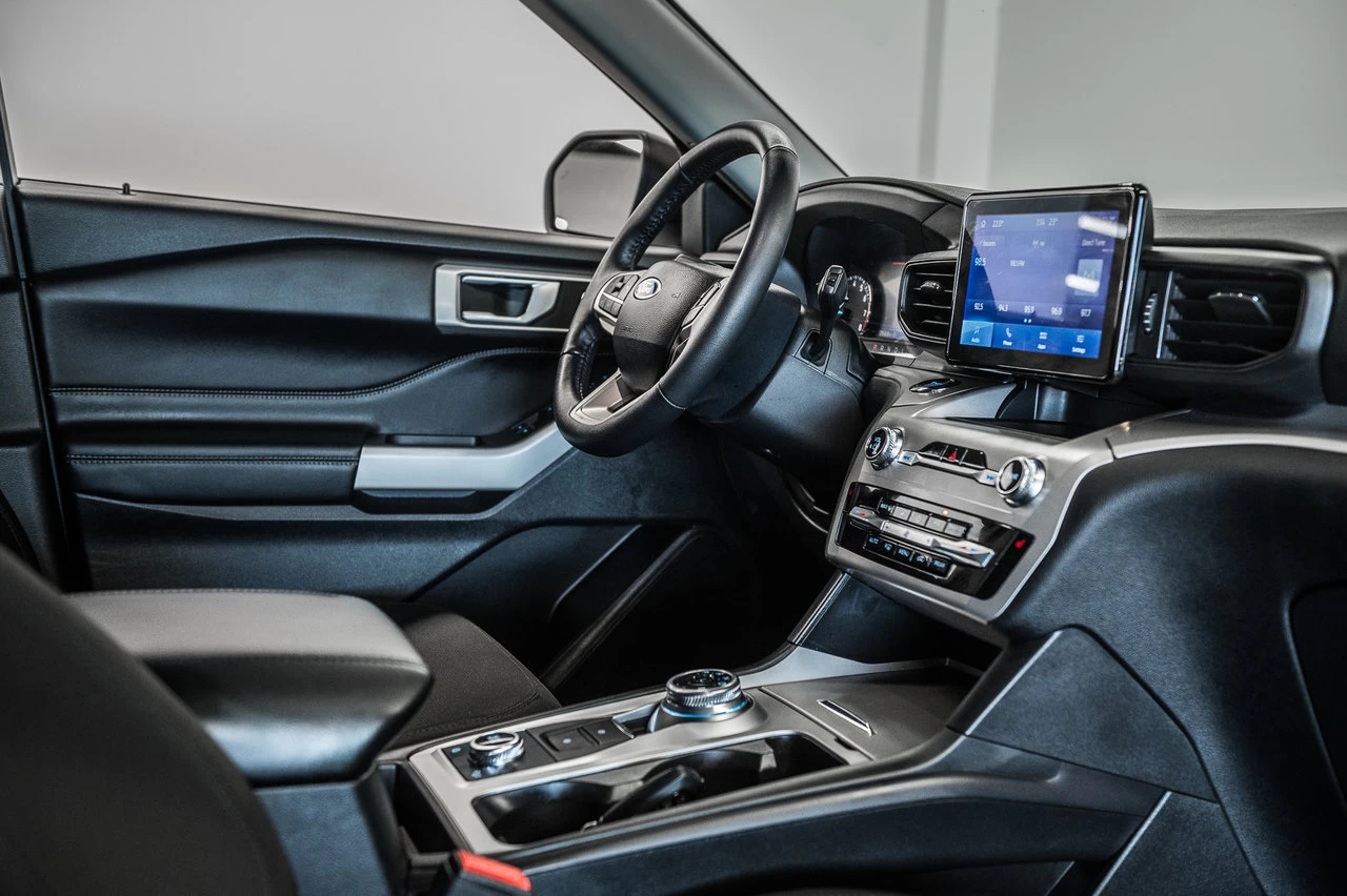 2024 Ford Explorer Xlt Awd 6-Pass Image principale