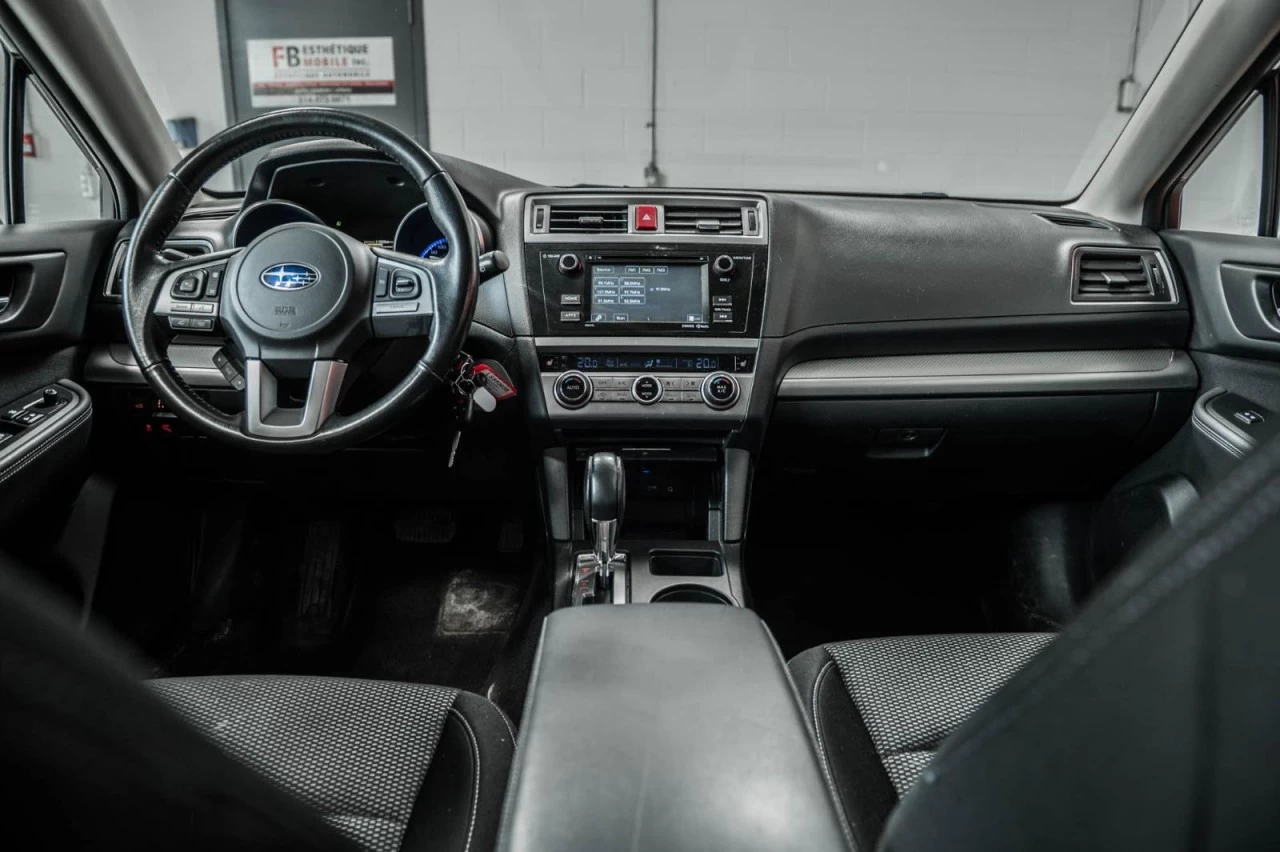 2015 Subaru Outback Touring 4 cylindres Garantie 1 AN Main Image