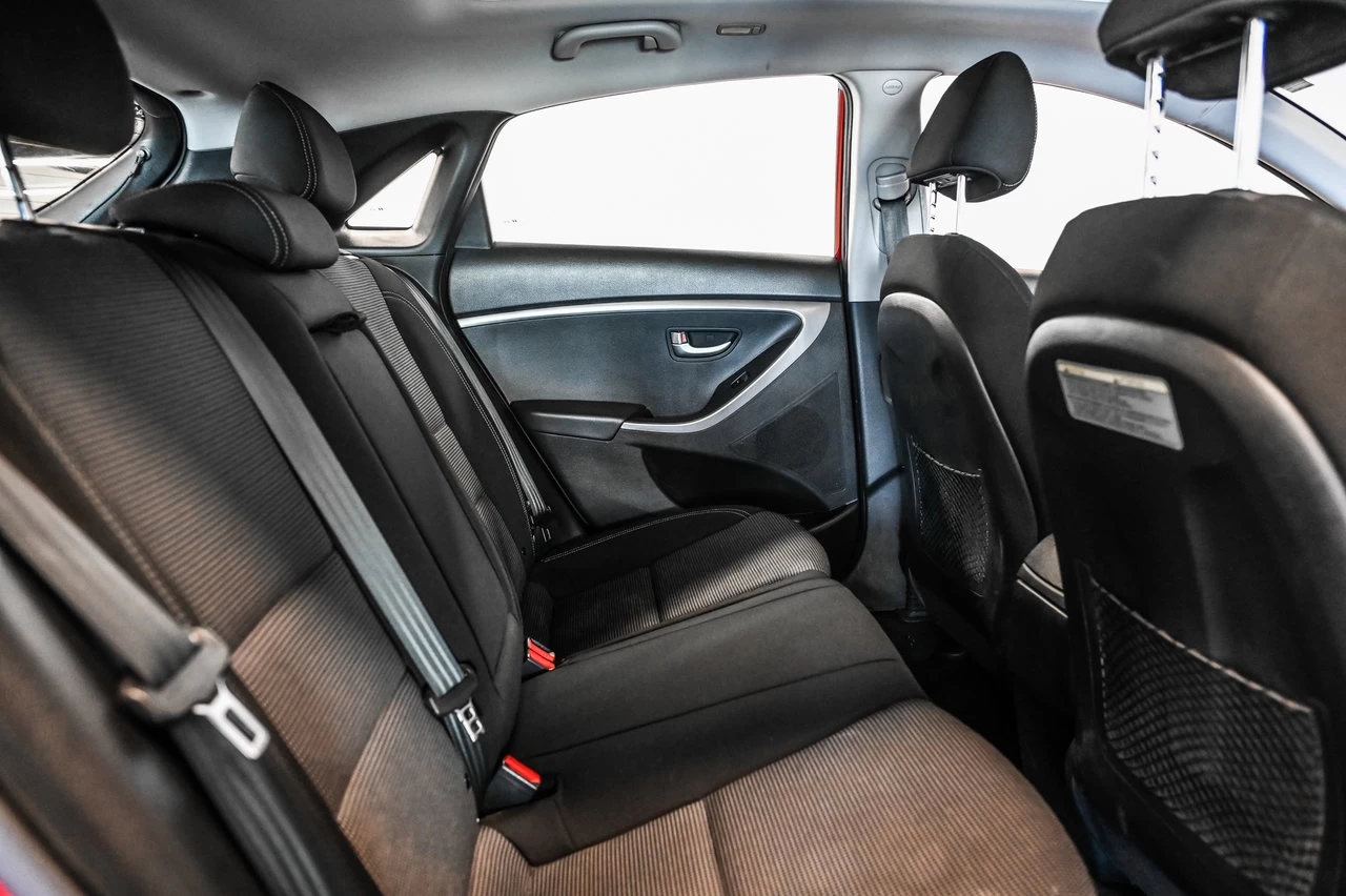 2017 Hyundai Elantra GT Se Mags+toit.pano+si Image principale