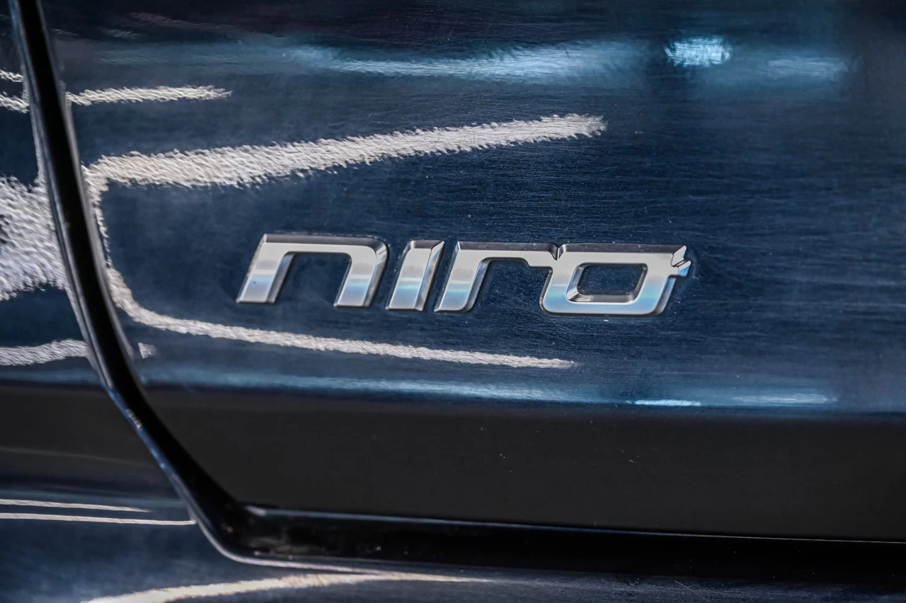 2019 Kia Niro Plug-In Hybrid Ex Main Image