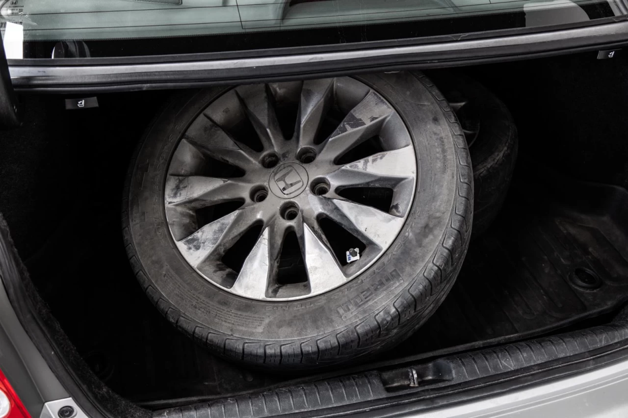 2010 Honda Civic Sedan Automatique EX-L AUBAINE! Image principale