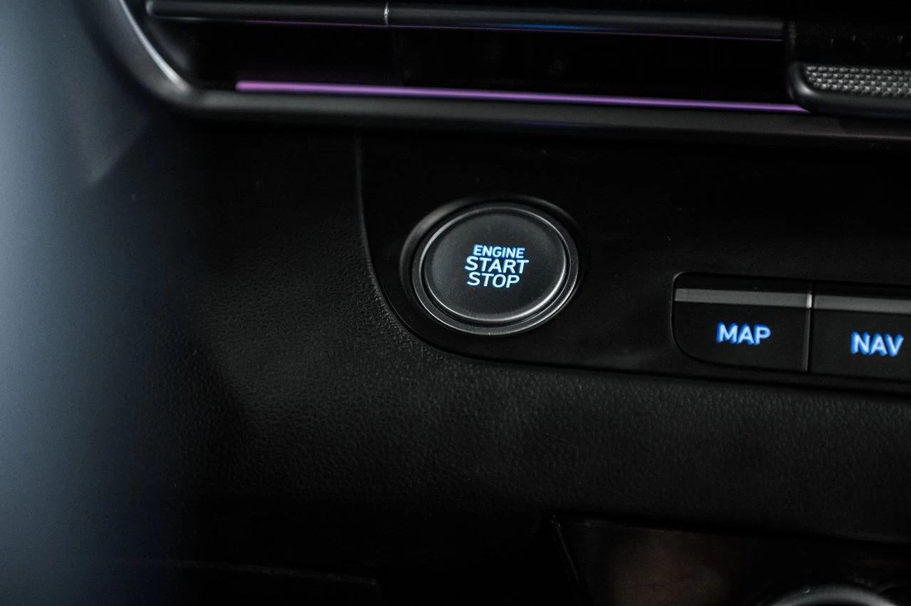 2023 Hyundai Elantra Preferred Tech Image principale