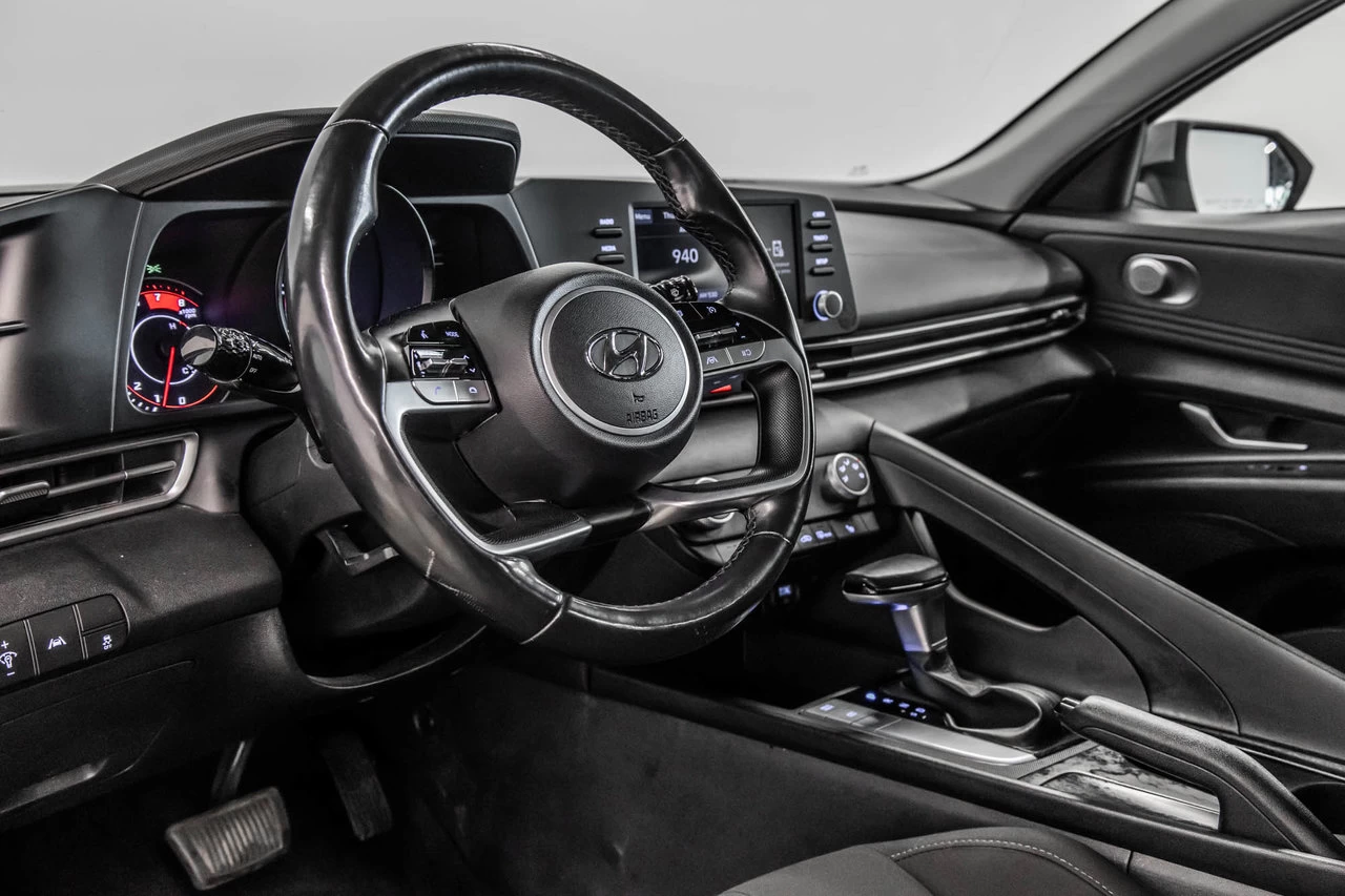 2021 Hyundai Elantra Preferred Image principale