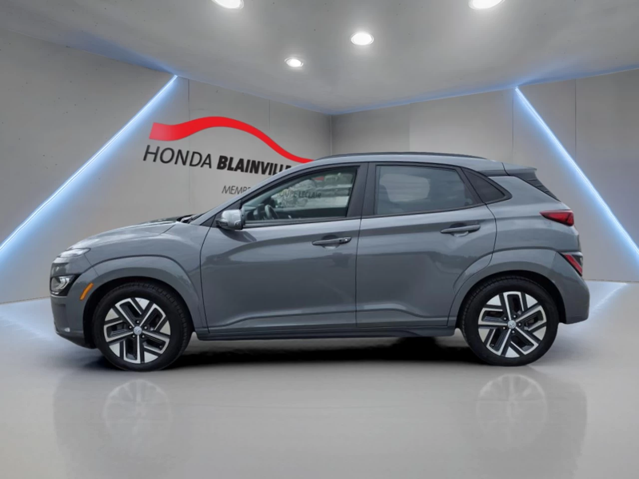 2023 Hyundai Kona electric Ultimate FWD Main Image