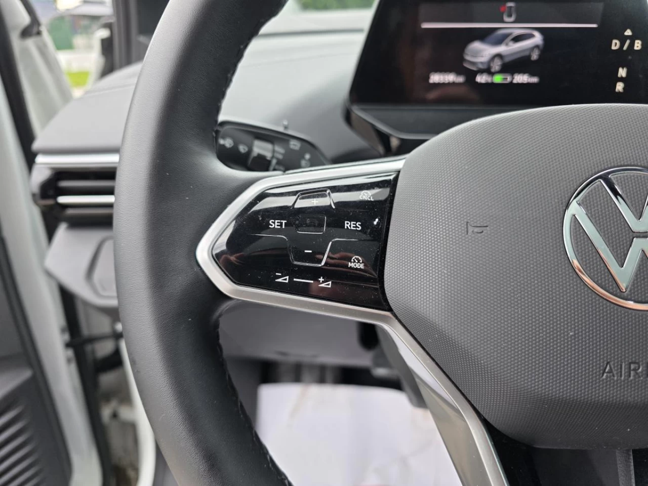 2024 Volkswagen ID.4 Pro AWD Main Image