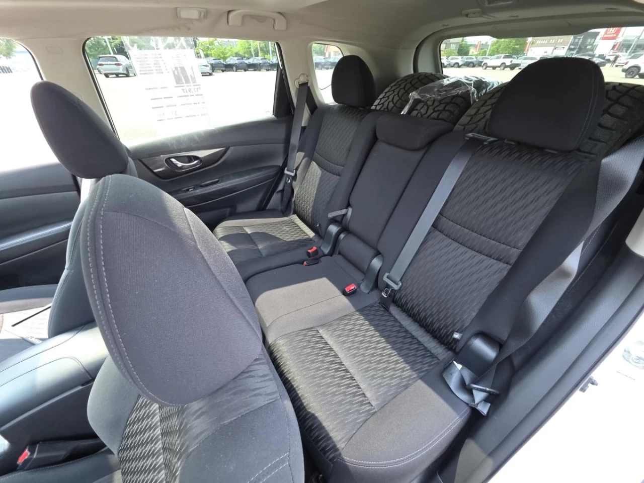 2018 Nissan Rogue AWD S Main Image