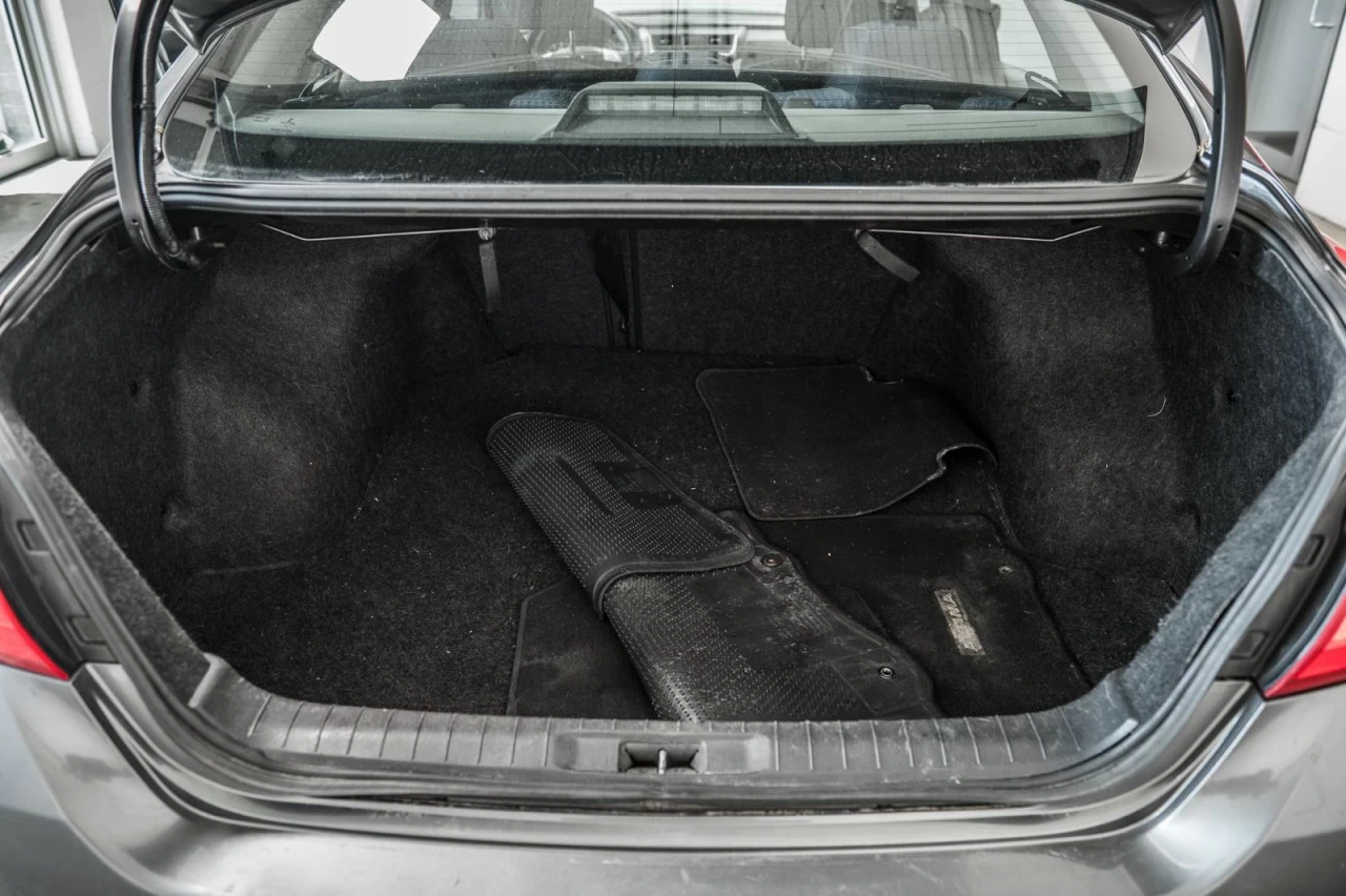2016 Nissan Altima Automatique KM D'AUTOROUTE! Image principale