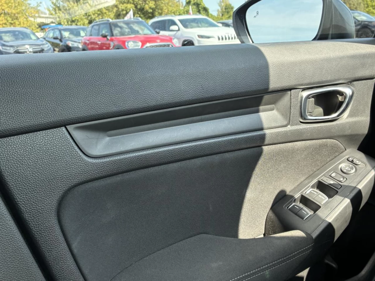 2022 Honda Civic LX CVT Sedan Image principale
