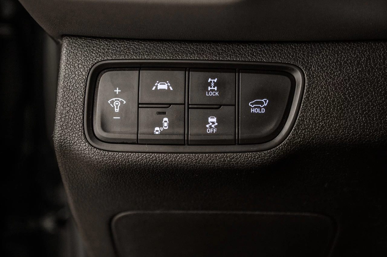 2020 Hyundai Santa Fe Luxury 2.0t Awd Main Image