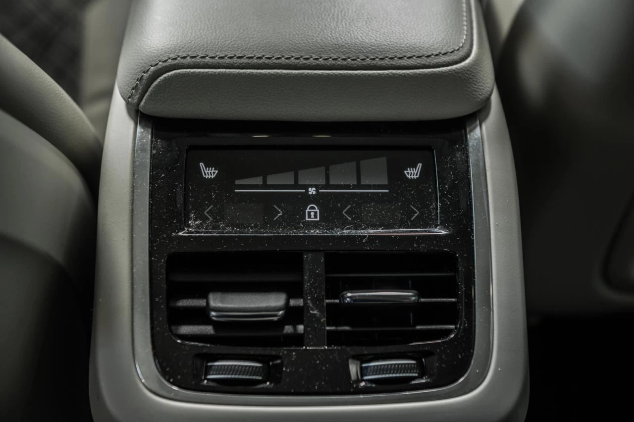 2020 Volvo V60 T5 AWD+TOIT.PANO+CUIR+CARPLAY+SIEGES.CHAUFFANTS Main Image