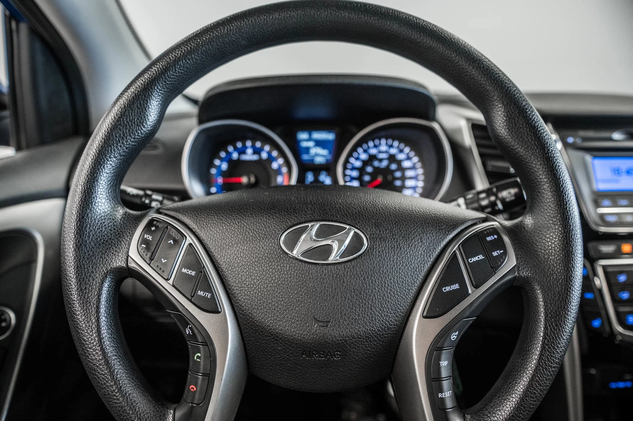 2017 Hyundai Elantra GT Gl Mags+sieges.chauf Image principale