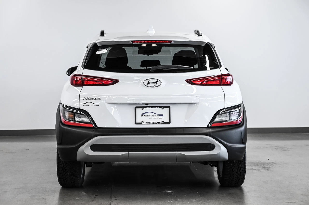 2023 Hyundai Kona Preferred Main Image