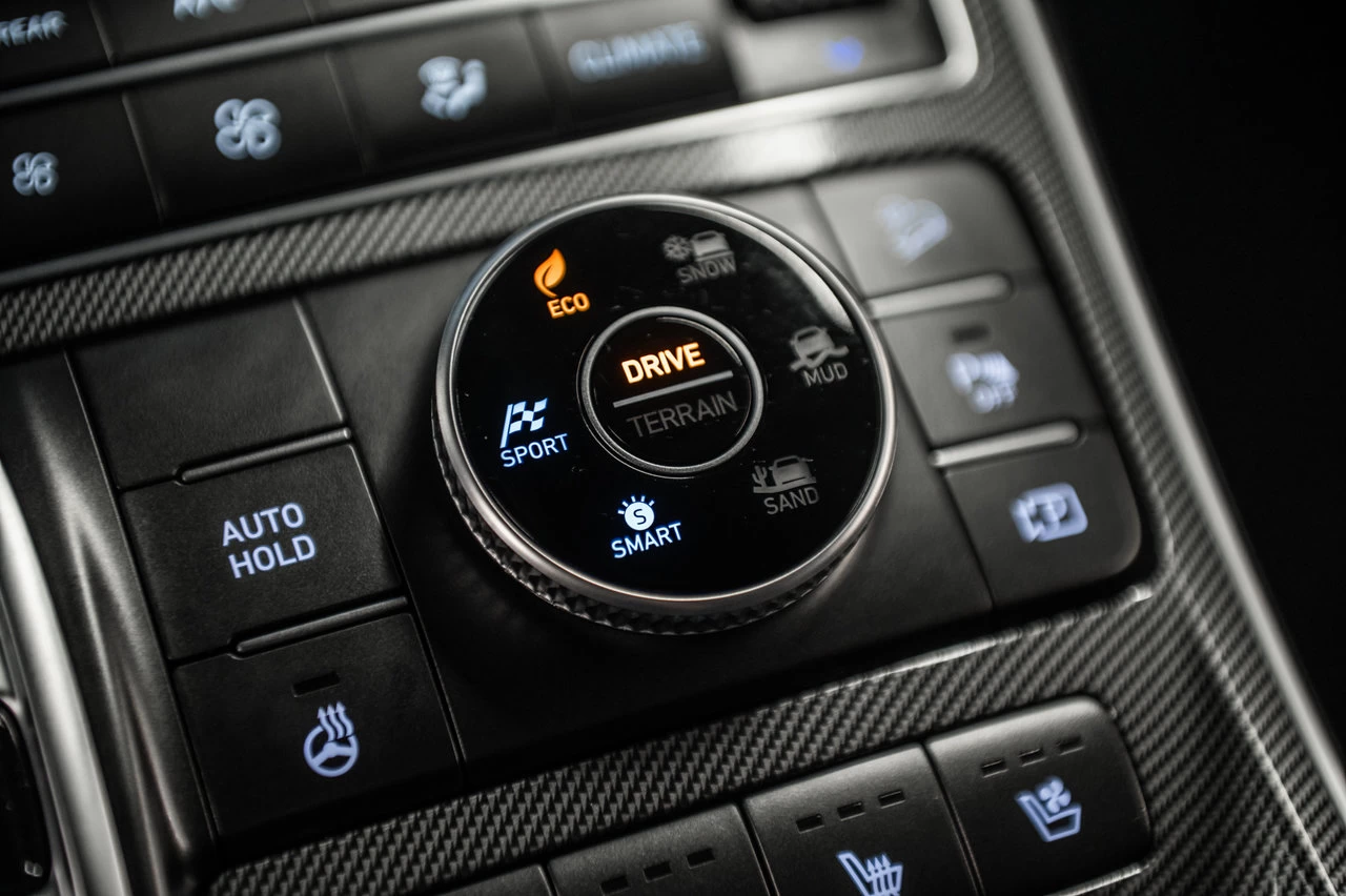 2023 Hyundai Santa Fe Hybrid Luxury Awd Main Image