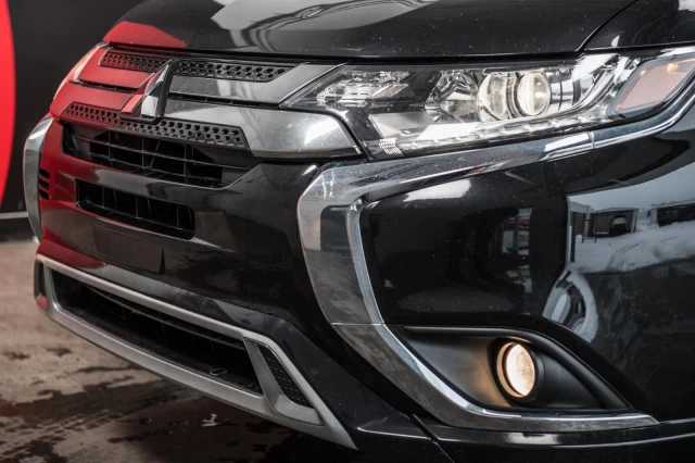 Mitsubishi Outlander PHEV S-AWC CUIR+TOIT.OUVRANT+CARPLAY+SIEGES.CHAUFFANTS 2019