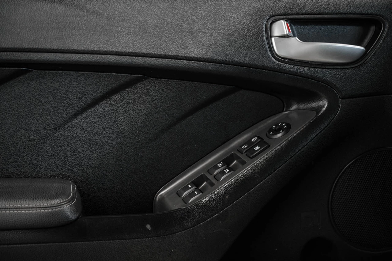 2017 Kia Forte Lx Bluetooth+sieges Main Image