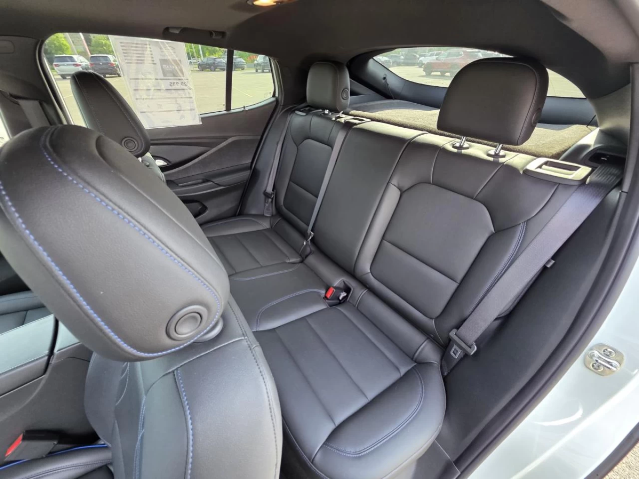 2024 Buick Envista FWD 4dr Sport Touring Main Image