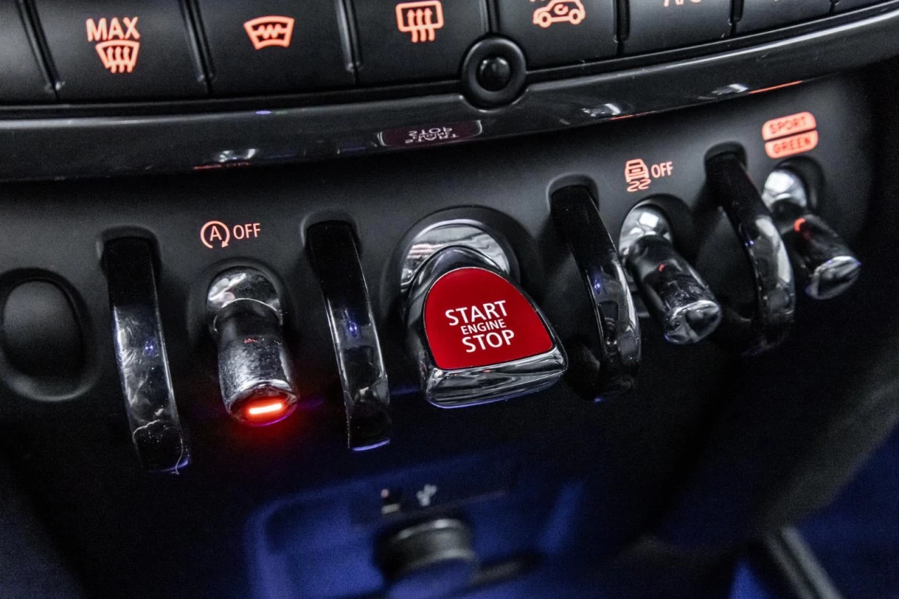 2019 Mini Countryman Cooper ALL4+TOIT.PANO+CUIR+SIEGES.CHAUFF+BLUETOOTH Main Image