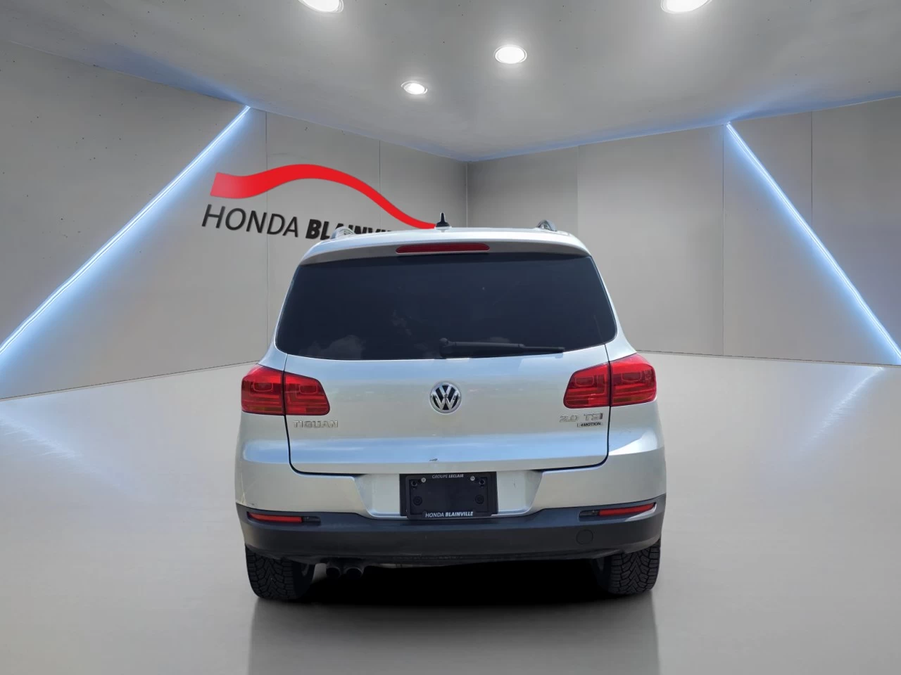 2013 Volkswagen Tiguan 4dr Auto Trendline 4Motion Image principale
