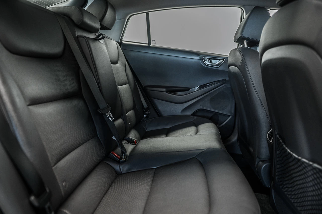 2020 Hyundai IONIQ Plug-In Hybrid Ultimate Main Image