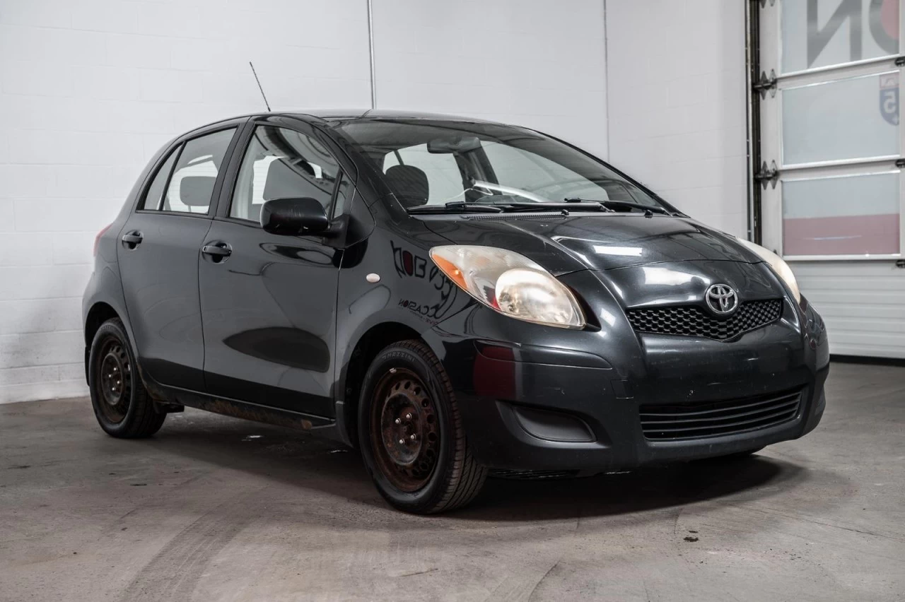 2009 Toyota Yaris Manuelle de base AUBAINE!!! Main Image