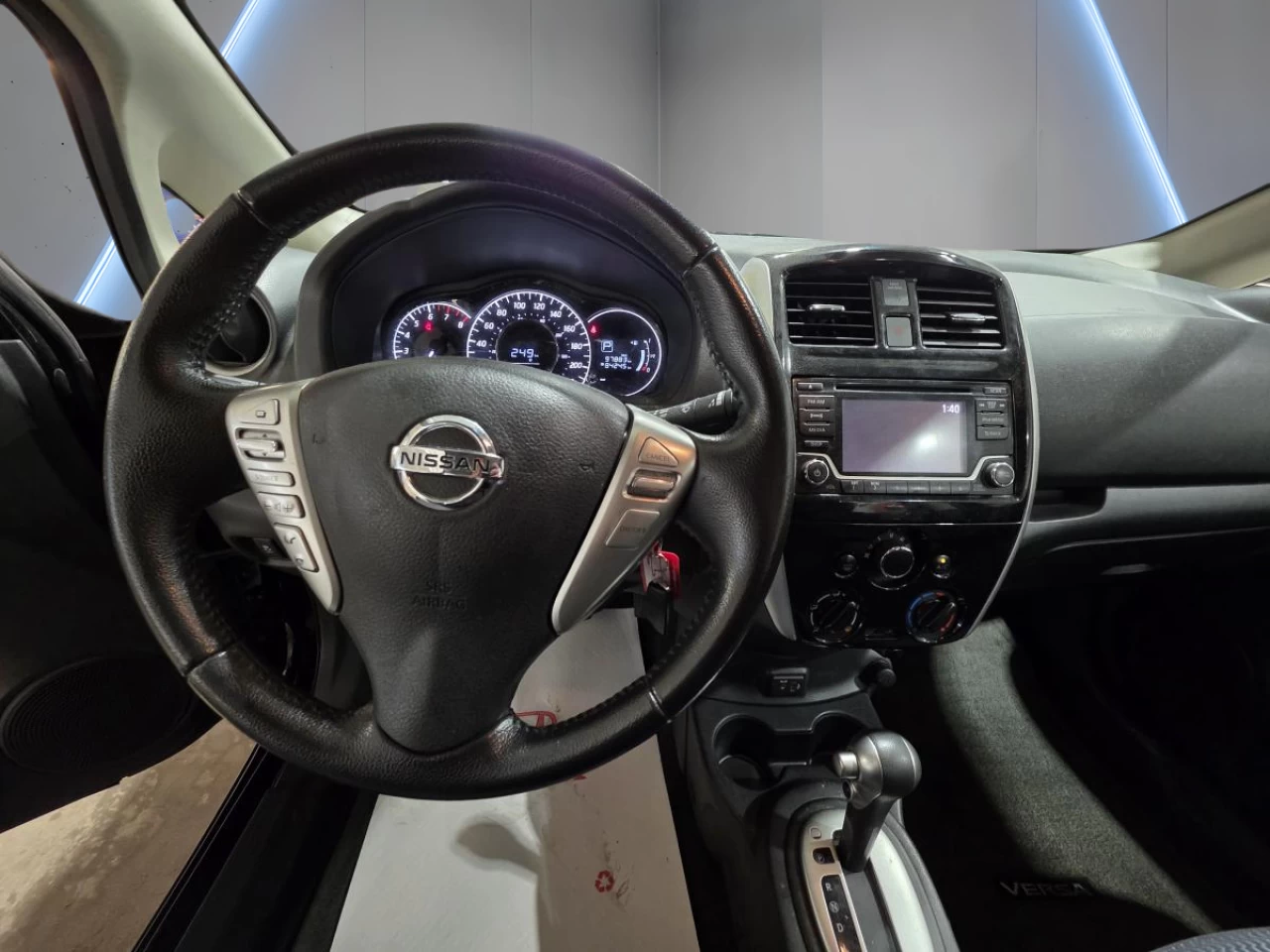 2018 Nissan Versa Note S Manual Image principale