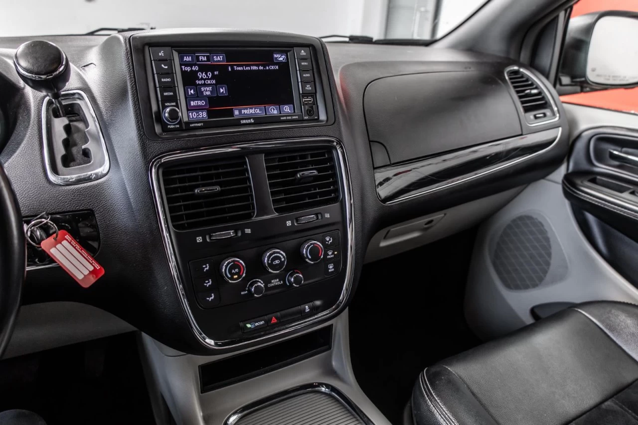 2018 Dodge Grand Caravan SXT Premium Plus CAM.RECUL+BLUETOOTH+REG.VITESSE Main Image