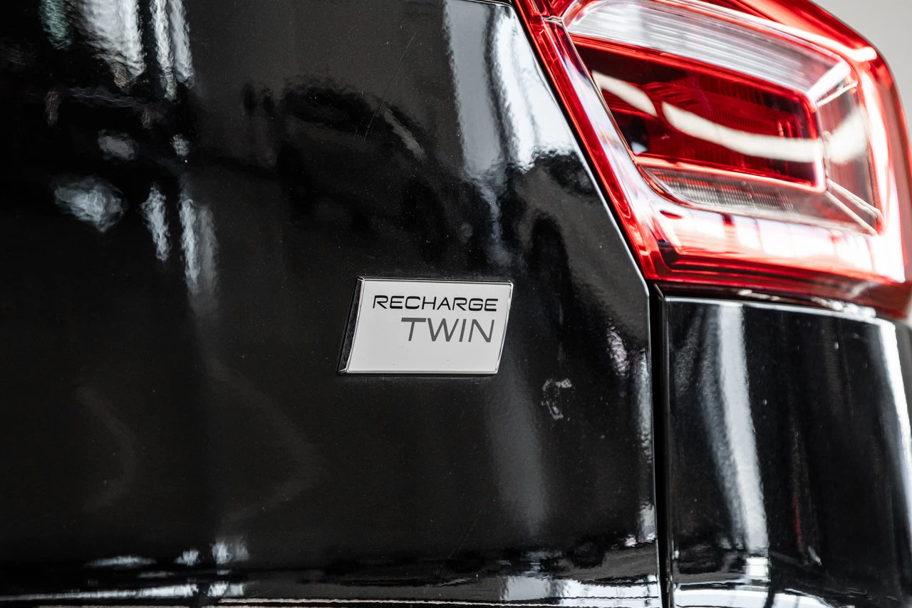 2023 Volvo XC40 Core Awd Image principale