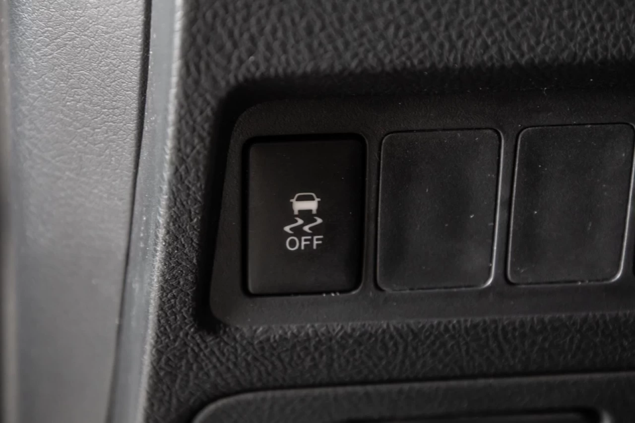 2013 Toyota Matrix Automatique AWD Garantie 1 AN Image principale