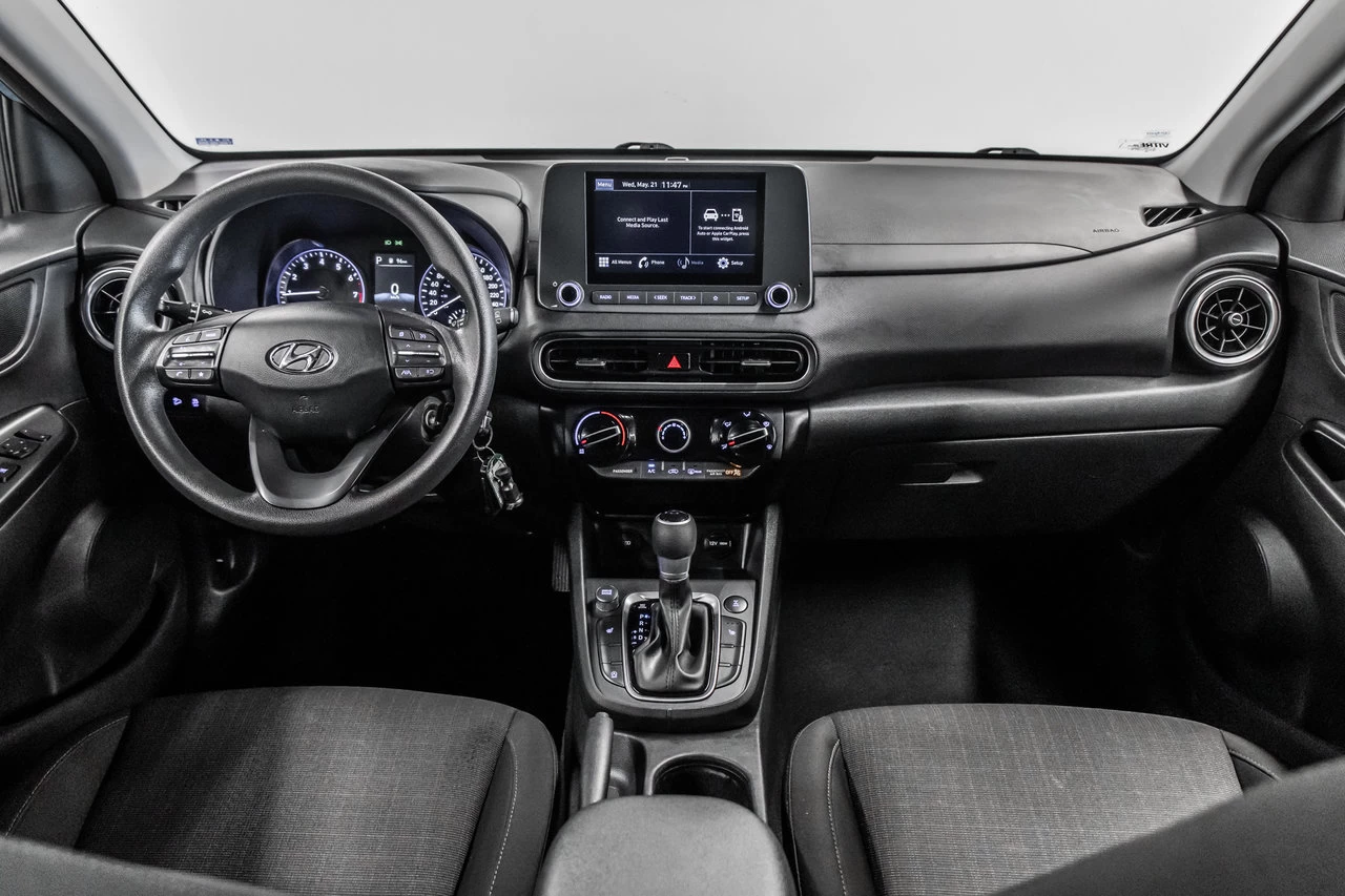 2022 Hyundai Kona Essential Awd Main Image