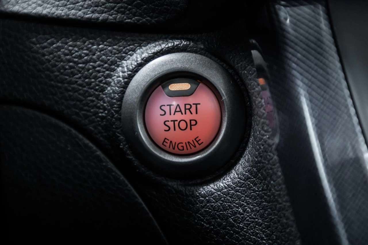 2017 Nissan Sentra SR NAVI+TOIT.OUVRANT+CUIR+SIEGES.CHAUFF+CAM.RECUL Main Image