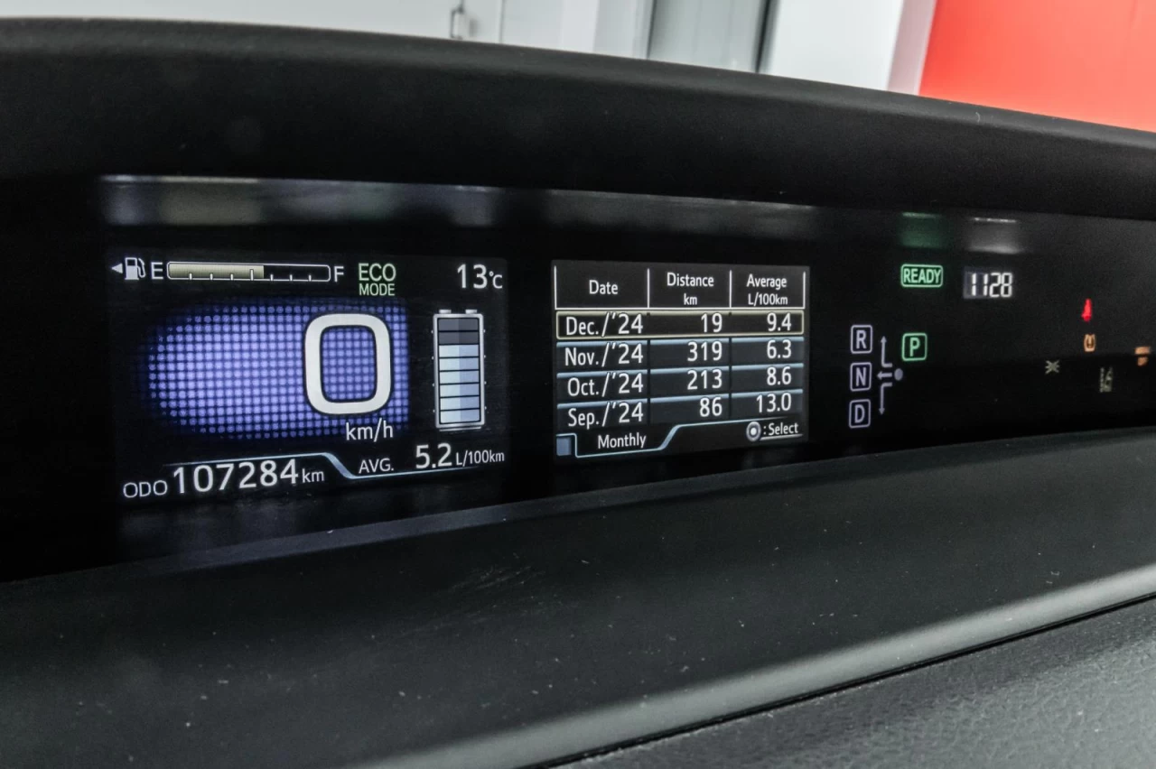2016 Toyota Prius Hybrid NAVI+TOIT.OUVRANT+CAM.RECUL+BLUETOOTH Main Image
