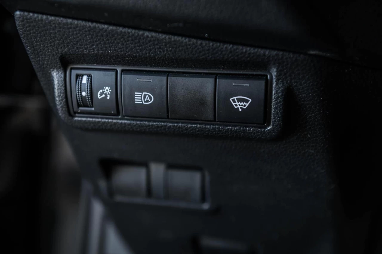 2022 Toyota Corolla Cross LE AWD+SIEGES.CHAUFF+BLUETOOTH+CARPLAY+CAM.RECUL Main Image