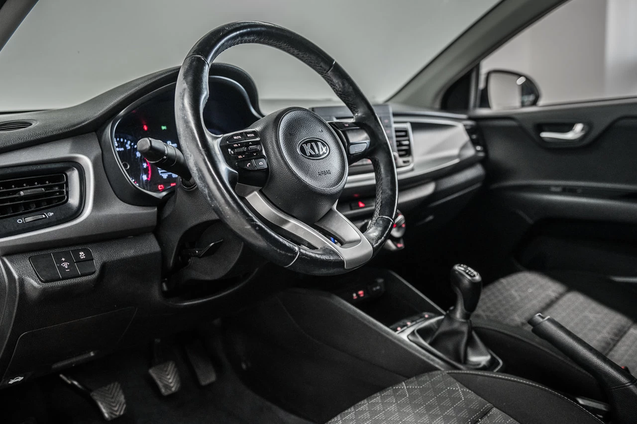 2018 Kia Rio5 Lx Volant/sieges.cha Image principale