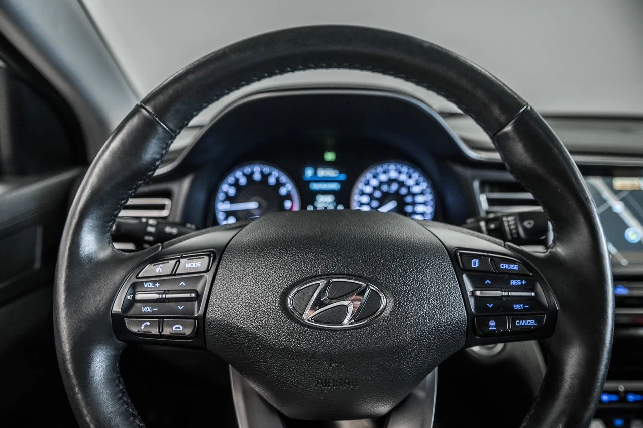2019 Hyundai Elantra Ultimate Main Image