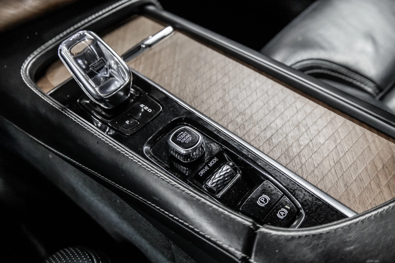 2020 Volvo XC90 T8 Hybrid Image principale