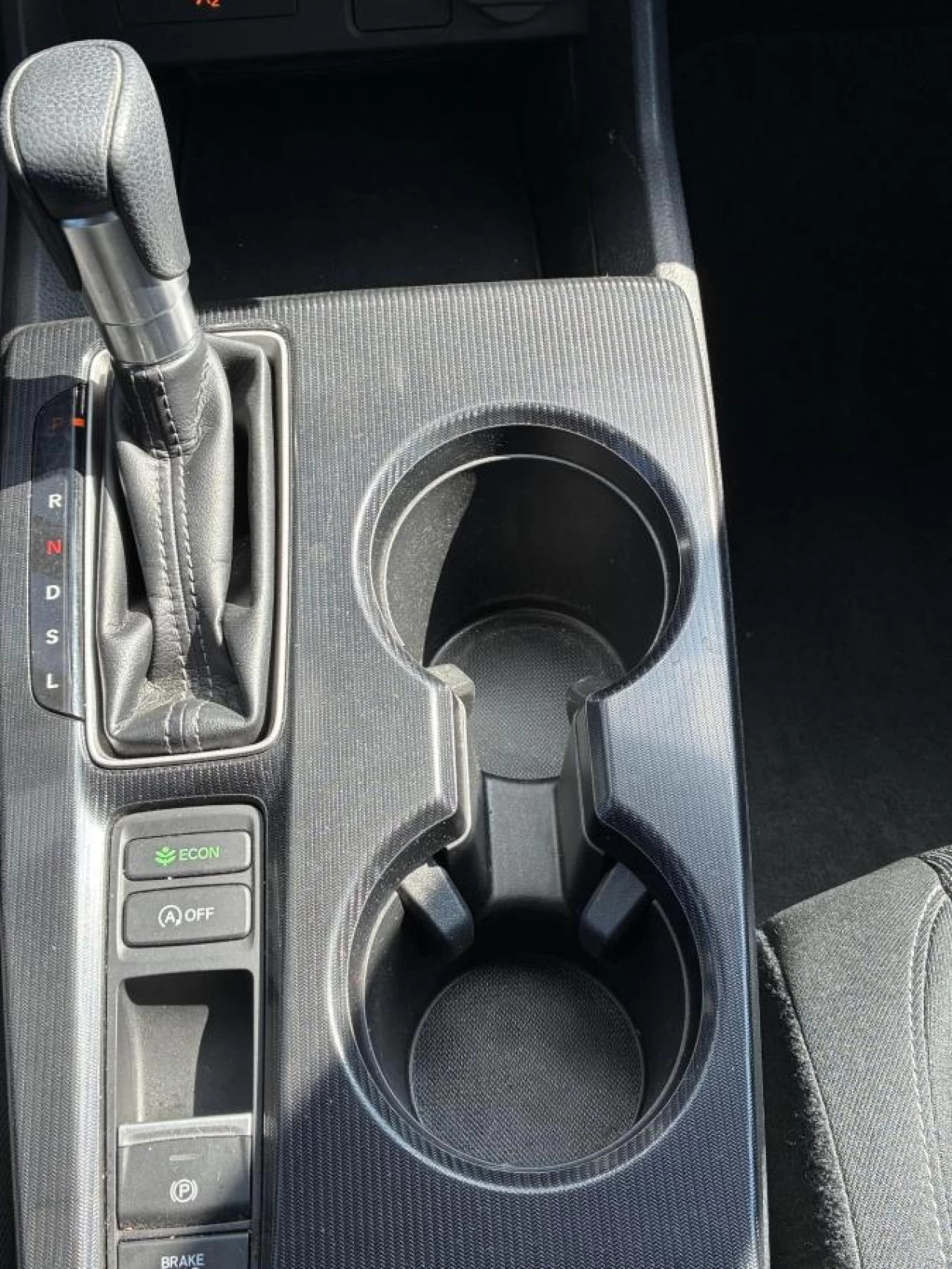 2022 Honda Civic LX CVT Sedan Image principale