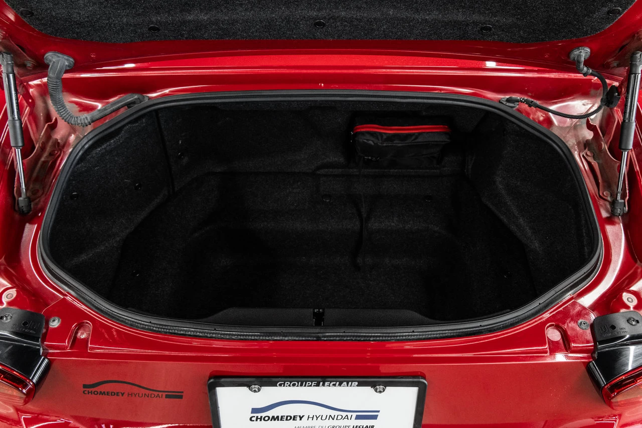 2017 Fiat 124 Spider Lusso Convertible Image principale
